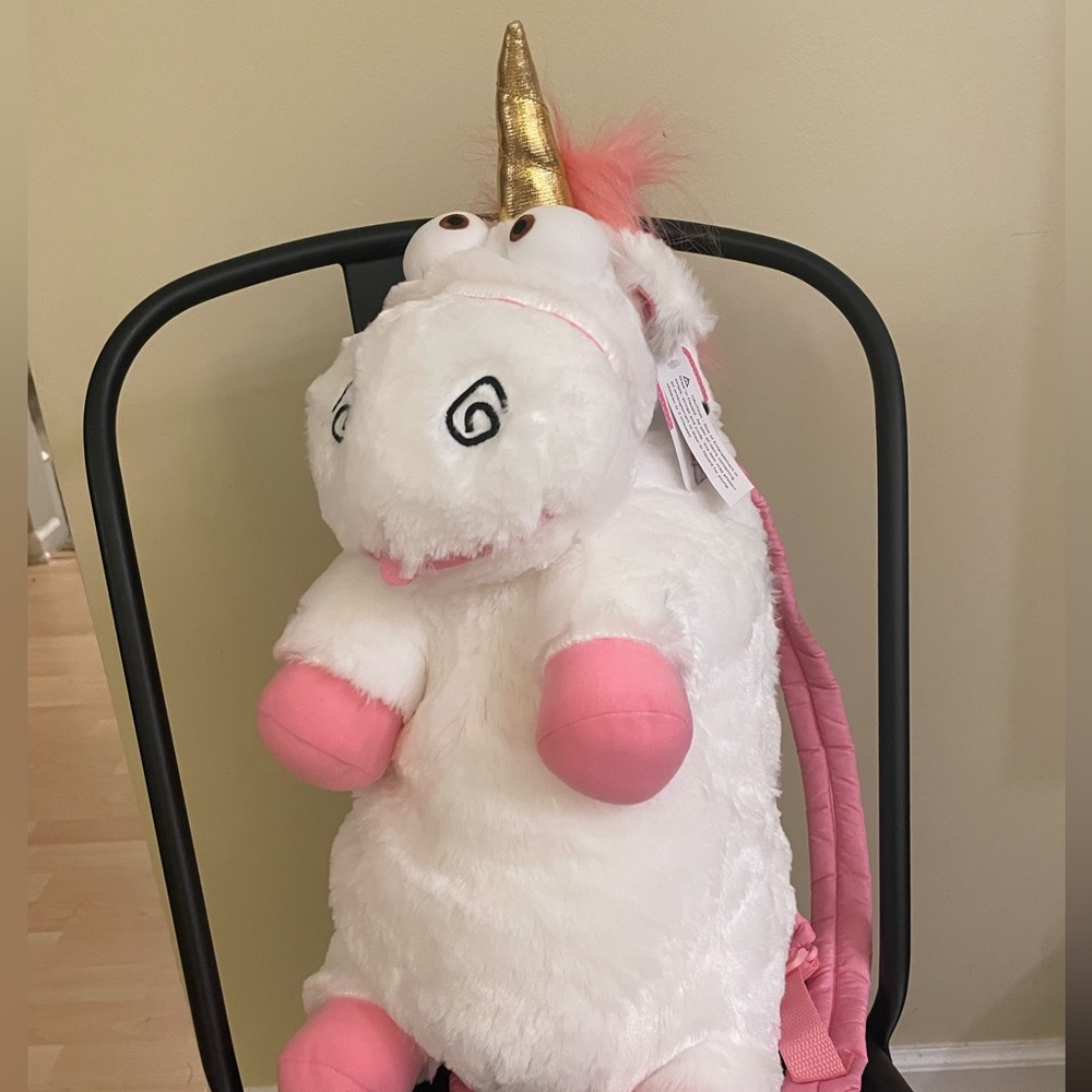 NWT Universal Studios Despicable Me Minion Mayhem Unicorn Backpack